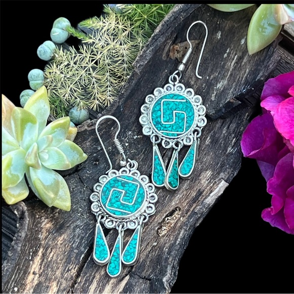 Jewelry - VINTAGE ALPACA MEXICO Silver & malachite southwestern dangle earrings